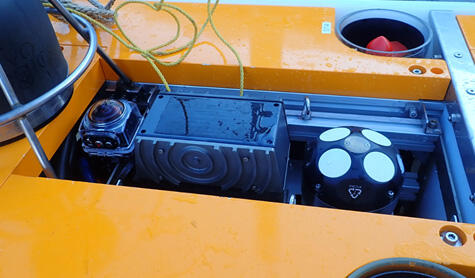 海中ロボットによる海氷裏面の全自動計測に成功-5.jpg